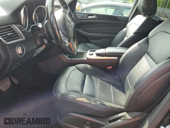 2015 Mercedes-Benz M 350 with VIN 4JGDA5JB1FA550043, listed as a Copart auction lot 54179235 with 187,840 mi miles and Salvage title. Bid and sale history available at DreamBid. Image 7.