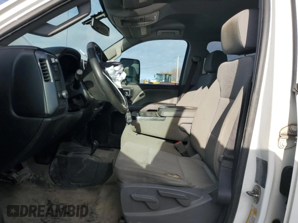 2019 Chevrolet Silverado 3500HD Work Truck with VIN 1GC4KVCYXKF108135, listed as a Copart auction lot 42558985 with 121,049 mi miles and Salvage Title. Bid and sale history available at carsss.com. Image 7.