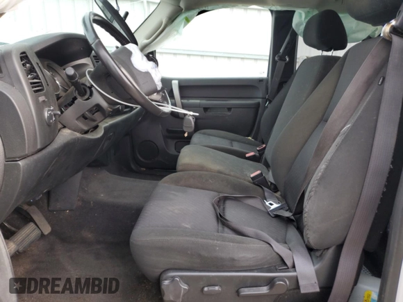 2010 Chevrolet Silverado 1500 LT with VIN 1GCSKSE33AZ164907, listed as a Copart auction lot 54128935 with Not Provided miles and Non Repairable. Bid and sale history available at DreamBid. Image 7.