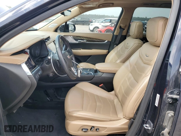 2022 Cadillac XT6 Premium Luxury z VIN 1GYKPERS4NZ105532, wystawiony jako Copart lot #51960895 z przebiegiem 99 336 mil mil oraz Szkoda całkowita • Salvage title. Historia ofert i sprzedaży dostępna na DreamBid. Obrazek 7.