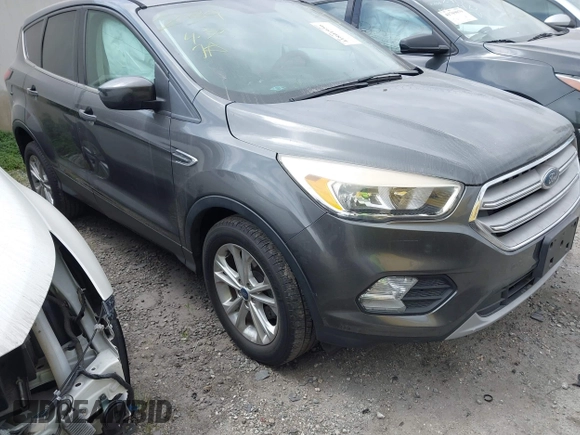 2019 Ford Escape SE with VIN 1FMCU0GD3KUA71923, listed as a IAAI auction lot 41801956 with 25,602 mi miles. Bid and sale history available at carsss.com. Image 1.