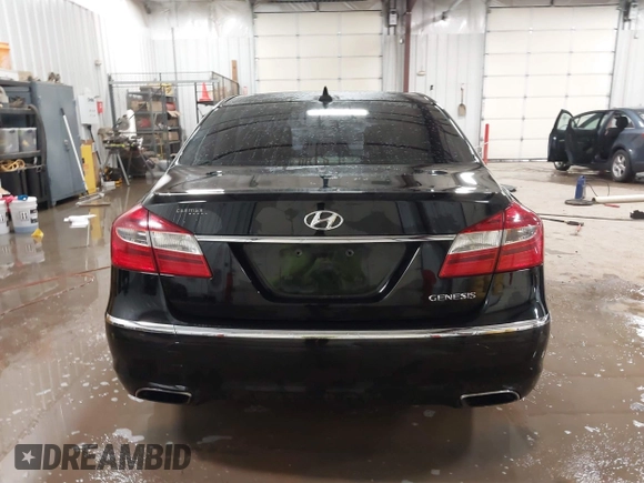 2013 Hyundai Genesis 3.8L with VIN KMHGC4DD3DU247095, listed as a IAAI auction lot 41551023 with 131,038 mi miles. Bid and sale history available at carsss.com. Image 16.