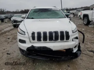 2017 Jeep Cherokee Latitude with VIN 1C4PJMCBXHD230889, listed as a Copart auction lot 80303224 with 0 mi miles and Non Repairable. Bid and sale history available at carsss.com. Image 5.