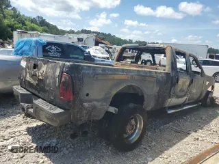 2008 Ford F-450 XL с VIN 1FTXW43R68EA06236, выставлен на аукционе Copart как лот 53627025 с пробегом Не указан миль и Списание • Salvage title. История ставок и продаж доступна на DreamBid. Изображение 3.