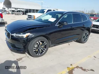 2020 Volvo XC60 Momentum z VIN YV4102RK9L1474206, wystawiony jako IAAI lot #41731881 z przebiegiem 77 908 mil mil oraz . Historia ofert i sprzedaży dostępna na DreamBid. Obrazek 17.