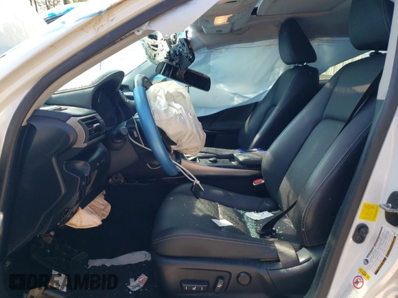 2017 Lexus IS 300 with VIN JTHCM1D23H5018315, listed as a Copart auction lot 76665123 with 67,836 mi miles and Non repairable. Bid and sale history available at DreamBid. Image 7.