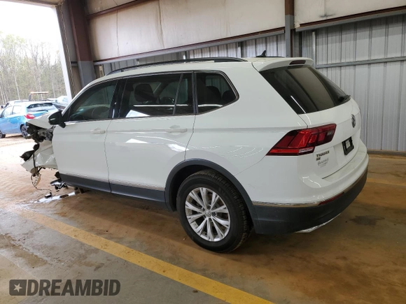 2018 Volkswagen Tiguan SEL with VIN 3VV3B7AX5JM114958, listed as a Copart auction lot 51673965 with 85,686 mi miles and Salvage title. Bid and sale history available at DreamBid. Image 2.
