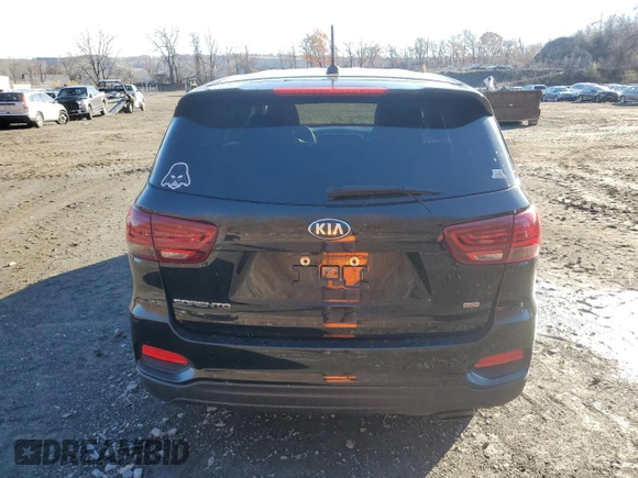2019 Kia Sorento LX with VIN 5XYPGDA31KG560228, listed as a Copart auction lot 82094264 with 121,907 mi miles and Salvage Title. Bid and sale history available at DreamBid. Image 6.
