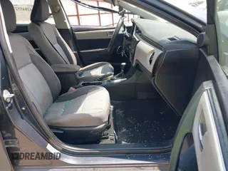 2019 Toyota Corolla L z VIN 5YFBURHE9KP863275, wystawiony jako IAAI lot #42045527 z przebiegiem 83 106 mil mil oraz . Historia ofert i sprzedaży dostępna na DreamBid. Obrazek 5.