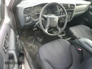 2003 GMC Sonoma SLS with VIN 1GTDT19X438288593, listed as a Copart auction lot 84070924 with 146,524 mi miles and Clean Title. Bid and sale history available at carsss.com. Image 8.
