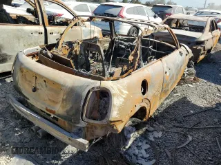 2018 MINI Convertible Cooper S with VIN WMWWG9C54J3D22545, listed as a Copart auction lot 73919684 with Not provided miles and Salvage title. Bid and sale history available at DreamBid. Image 3.