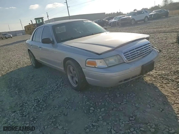 2004 Ford Crown Victoria LX with VIN 2FDFP74W74X150801, listed as a Copart auction lot 43869115 with 138,243 mi miles and Salvage Title. Bid and sale history available at carsss.com. Image 10.