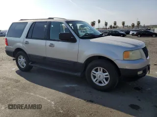 2004 Ford Expedition Special Service z VIN 1FMRU15W44LB83370, wystawiony jako Copart lot #54530685 z przebiegiem 172 179 mil mil oraz Szkoda całkowita • Salvage title. Historia ofert i sprzedaży dostępna na DreamBid. Obrazek 4.
