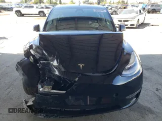 2021 Tesla Model Y Long Range z VIN 5YJYGDEEXMF207223, wystawiony jako Copart lot #48800445 z przebiegiem 44 508 mil mil oraz Szkoda całkowita • Salvage title. Historia ofert i sprzedaży dostępna na DreamBid. Obrazek 5.