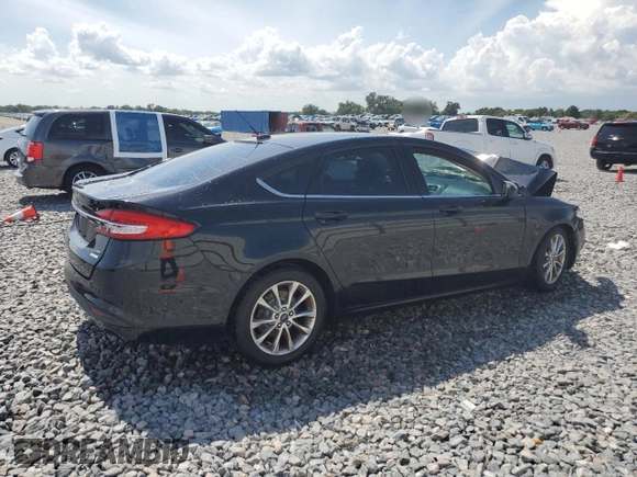 2017 Ford Fusion SE with VIN 3FA6P0HDXHR137932, listed as a Copart auction lot 58956805 with Not provided miles and Salvage title. Bid and sale history available at DreamBid. Image 3.