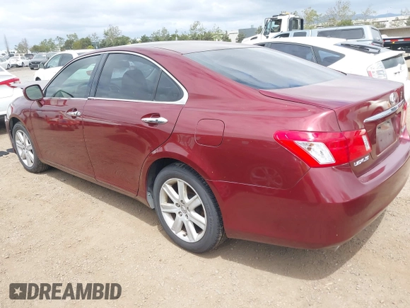 2007 Lexus ES 350 with VIN JTHBJ46G772051025, listed as a IAAI auction lot 42130494 with 185,030 mi miles. Bid and sale history available at carsss.com. Image 3.