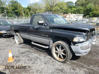 1994 Dodge 1500 z VIN 3B7HC16Y5RM530651, wystawiony jako Copart lot #74453654 z przebiegiem 83 562 mil mil oraz Szkoda całkowita • Salvage title. Historia ofert i sprzedaży dostępna na DreamBid. Obrazek 4.