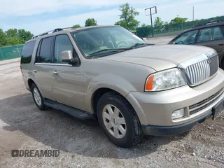 2006 Lincoln Navigator Luxury z VIN 5LMFU28506LJ27356, wystawiony jako IAAI lot #42309880 z przebiegiem 240 000 mil mil oraz . Historia ofert i sprzedaży dostępna na DreamBid. Obrazek 1.