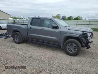 2025 Nissan Frontier SV z VIN 1N6ED1FK9SN615898, wystawiony jako Copart lot #56761655 z przebiegiem 2 367 mil mil oraz Szkoda całkowita • Salvage title. Historia ofert i sprzedaży dostępna na DreamBid. Obrazek 4.