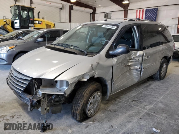 2006 Chrysler Town & Country LWB Limited with VIN 2A8GP64L46R620102, listed as a Copart auction lot 41982585 with 164,113 mi miles and Salvage Title. Bid and sale history available at carsss.com. Image 1.