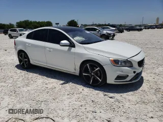 2016 Volvo S60 T5 Drive-E R-Design Special Edition with VIN YV126MFP6G2394504, listed as a Copart auction lot 59808723 with 113,890 mi miles. Bid and sale history available at carsss.com. Image 4.