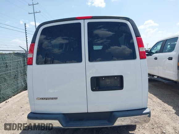 2020 Chevrolet Express Passenger LS с VIN 1GAZGNFG8L1242580, выставлен на аукционе IAAI как лот 42512136 с пробегом 12 339 миль миль и . История ставок и продаж доступна на DreamBid. Изображение 16.