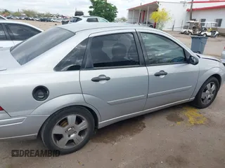 2003 Ford Focus ZTS with VIN 1FAFP38343W294841, listed as a IAAI auction lot 42040502 with 187,242 mi miles and . Bid and sale history available at carsss.com. Image 14.