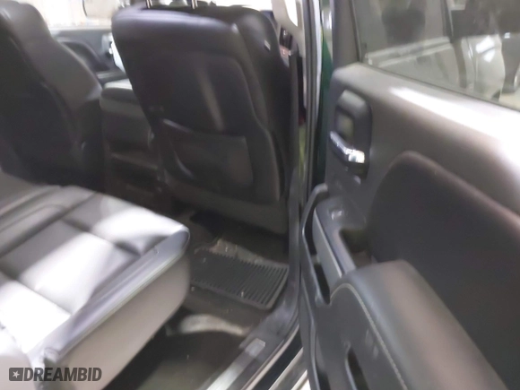 2015 Chevrolet Silverado 1500 LT with VIN 3GCUKREC4FG147784, listed as a IAAI auction lot 41501887 with 135,086 mi miles. Bid and sale history available at carsss.com. Image 8.