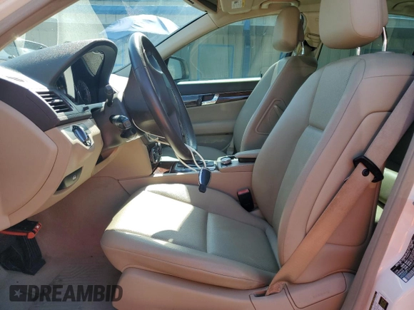 2009 Mercedes-Benz C 300 Sport with VIN WDDGF54X59R043359, listed as a Copart auction lot 61818785 with 113,448 mi miles and Salvage title. Bid and sale history available at DreamBid. Image 7.