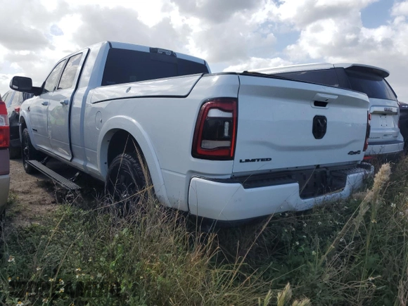 2022 Ram 2500 Limited with VIN 3C6UR5TL3NG162080, listed as a Copart auction lot 76004814 with 42,137 mi miles and Salvage title. Bid and sale history available at DreamBid. Image 2.