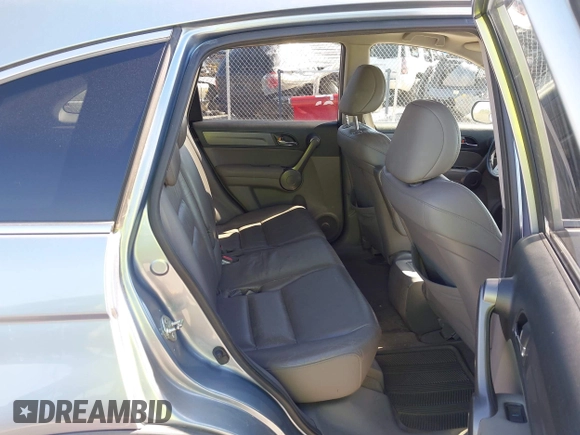 2008 Honda CR-V EX-L with VIN JHLRE487X8C030170, listed as a IAAI auction lot 42058336 with 213,798 mi miles. Bid and sale history available at carsss.com. Image 8.