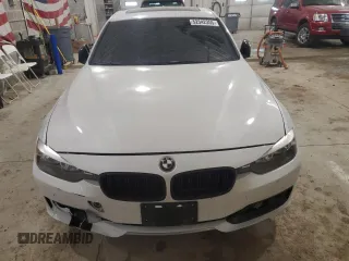 2013 BMW 3 Series 328i with VIN WBA3A5G58DNP20290, listed as a Copart auction lot 52542355 with 160,434 mi miles and Clean Title. Bid and sale history available at carsss.com. Image 5.