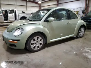 2008 Volkswagen New Beetle Coupe S with VIN 3VWPW31C48M524779, listed as a Copart auction lot 83638484 with 93,319 mi miles and Salvage Title. Bid and sale history available at carsss.com. Image 1.