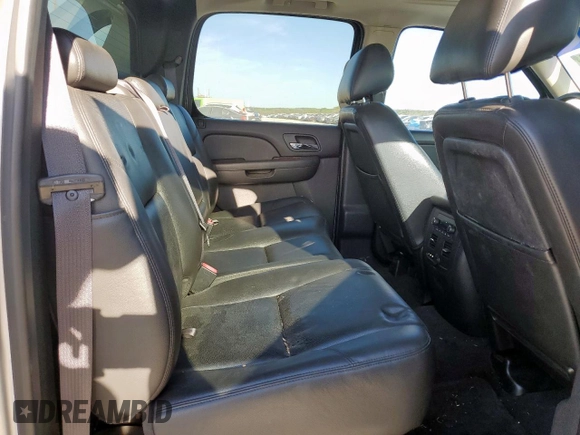 2013 Chevrolet Avalanche LTZ with VIN 3GNMCGE03DG132995, listed as a Copart auction lot 49694705 with 174,506 mi miles and Salvage title. Bid and sale history available at DreamBid. Image 10.