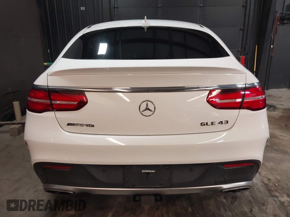 2017 Mercedes-Benz GLE 43 AMG z VIN 4JGED6EBXHA072090, wystawiony jako IAAI lot #41452405 z przebiegiem 71 457 mil mil oraz . Historia ofert i sprzedaży dostępna na DreamBid. Obrazek 17.