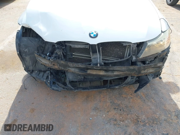 2011 BMW 3 Series 328i с VIN WBAPH7C54BE682973, выставлен на аукционе IAAI как лот 42235227 с пробегом 141 576 миль миль и . История ставок и продаж доступна на DreamBid. Изображение 6.