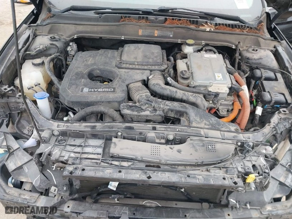 2018 Ford Fusion Hybrid S with VIN 3FA6P0UU9JR100852, listed as a IAAI auction lot 41516157 with 63,458 mi miles. Bid and sale history available at carsss.com. Image 10.