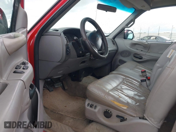 1997 Ford F-150 XL z VIN 1FTEX17L5VND20741, wystawiony jako IAAI lot #42160059 z przebiegiem 222 847 mil mil oraz . Historia ofert i sprzedaży dostępna na DreamBid. Obrazek 5.