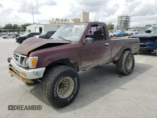 1992 Toyota Pickup DLX z VIN 4TARN01P3NZ020911, wystawiony jako Copart lot #53709905 z przebiegiem 282 672 mil mil oraz Szkoda całkowita • Salvage title. Historia ofert i sprzedaży dostępna na DreamBid. Obrazek 1.