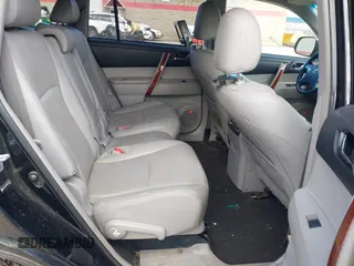 2013 Toyota Highlander Limited with VIN JTEDC3EH4D2014739, listed as a IAAI auction lot 41897547 with 309,926 mi miles and . Bid and sale history available at DreamBid. Image 8.