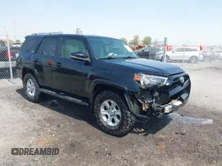 2018 Toyota 4Runner SR5 with VIN JTEBU5JR3J5528249, listed as a IAAI auction lot 41866203 with 154,031 mi miles. Bid and sale history available at carsss.com. Image 1.