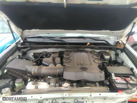 2018 Toyota 4Runner SR5 with VIN JTEZU5JR3J5176336, listed as a IAAI auction lot 41719057 with 152,797 mi miles. Bid and sale history available at carsss.com. Image 10.