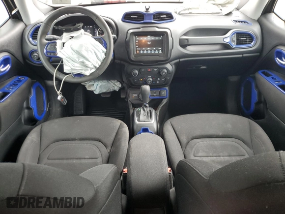 2020 Jeep Renegade Latitude z VIN ZACNJBBB1LPL03636, wystawiony jako Copart lot #55380425 z przebiegiem 68 858 mil mil oraz Szkoda całkowita • Salvage title. Historia ofert i sprzedaży dostępna na DreamBid. Obrazek 8.