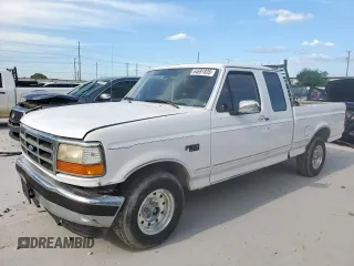 1996 Ford F-150 S z VIN 1FTEX15Y8TKA49851, wystawiony jako Copart lot #64691835 z przebiegiem 297 520 mil mil oraz Szkoda całkowita • Salvage title. Historia ofert i sprzedaży dostępna na DreamBid. Obrazek 1.
