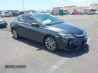 2016 Acura ILX z VIN 19UDE2F33GA016649, wystawiony jako IAAI lot #42131906 z przebiegiem 82 976 mil mil oraz . Historia ofert i sprzedaży dostępna na DreamBid. Obrazek 1.