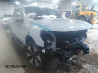 2023 Ford F-150 Lightning Pro с VIN 1FT6W1EV6PWG14545, выставлен на аукционе IAAI как лот 42065698 с пробегом 18 882 миль миль и . История ставок и продаж доступна на DreamBid. Изображение 1.