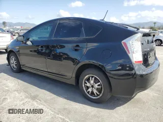 2010 Toyota Prius II with VIN JTDKN3DU6A0044580, listed as a Copart auction lot 51823925 with 178,512 mi miles and Salvage Title. Bid and sale history available at carsss.com. Image 2.
