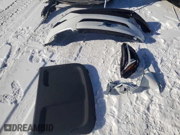 2023 Volvo C40 Plus с VIN YV4ED3GL3P2065478, выставлен на аукционе Copart как лот 39329424 с пробегом 18 729 миль миль и . История ставок и продаж доступна на DreamBid. Изображение 12.
