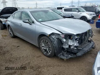 2024 Lexus ES 300h Luxury с VIN 58AEA1C16RU052269, выставлен на аукционе Copart как лот 54237455 с пробегом 6 105 миль миль и Списание • Salvage title. История ставок и продаж доступна на DreamBid. Изображение 4.