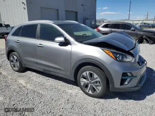2022 Kia Niro EV EX Premium with VIN KNDCE3LG4N5136134, listed as a Copart auction lot 67418194 with 18,432 mi miles and Salvage Title. Bid and sale history available at carsss.com. Image 4.